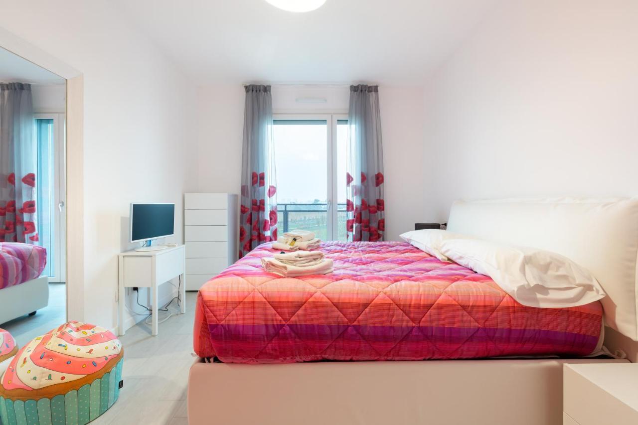Fiera Milano Flat With Garage Apartment Exterior foto